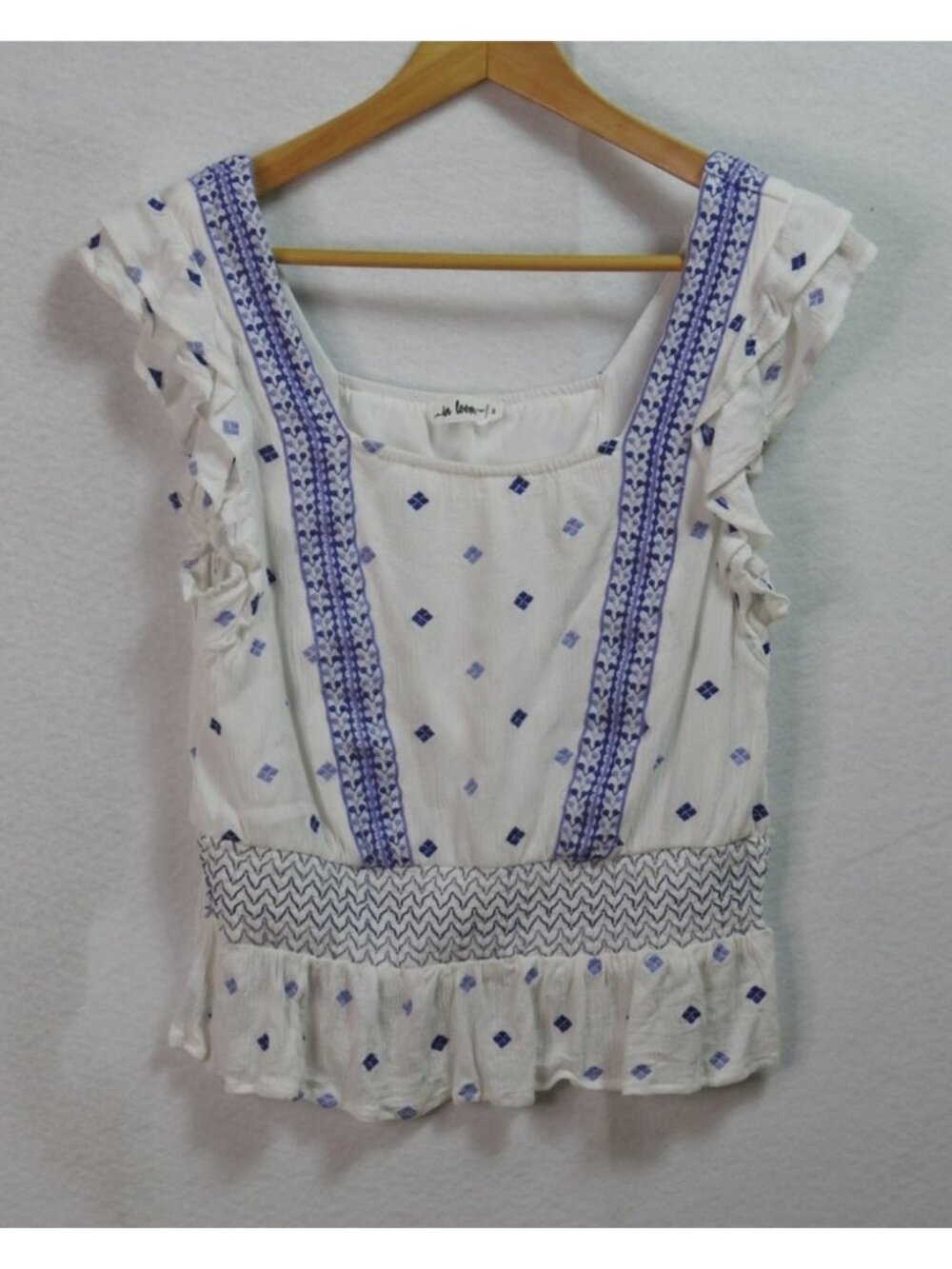 in Loom White Blue Embroidered Smocked Ruffle Crop Top Sz S Boho Cottagecore - Picture 2 of 7
